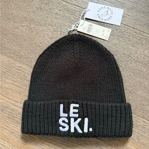 Le Surf. Le Ski Beanie NWT